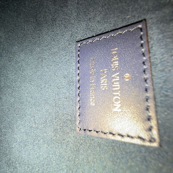 Louis Vuitton Escale Double Zip Pochette in Blue Monogram Giant - Picture 10 of 11